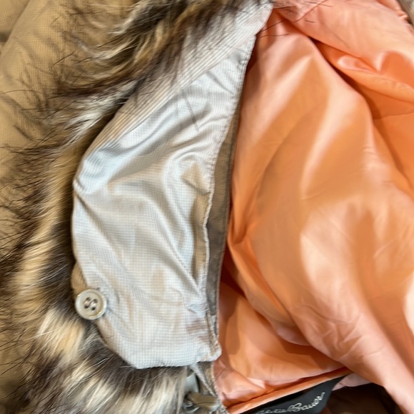 Eddie Bauer puffer coat - Picture 7 of 13